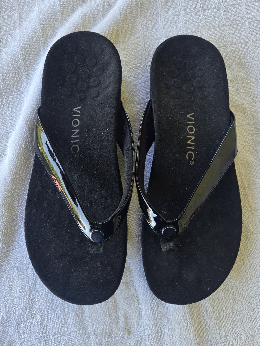 Vionic Black Patent Thong Sandals Excellente Conditions
